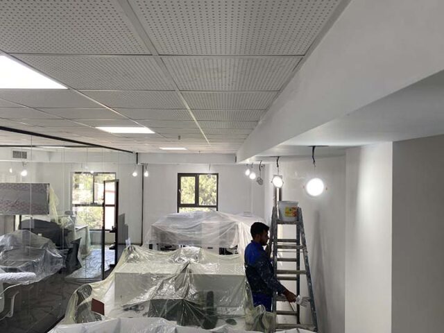 نقاشی ساختمان اداره
